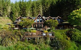 Stonefly Lodge